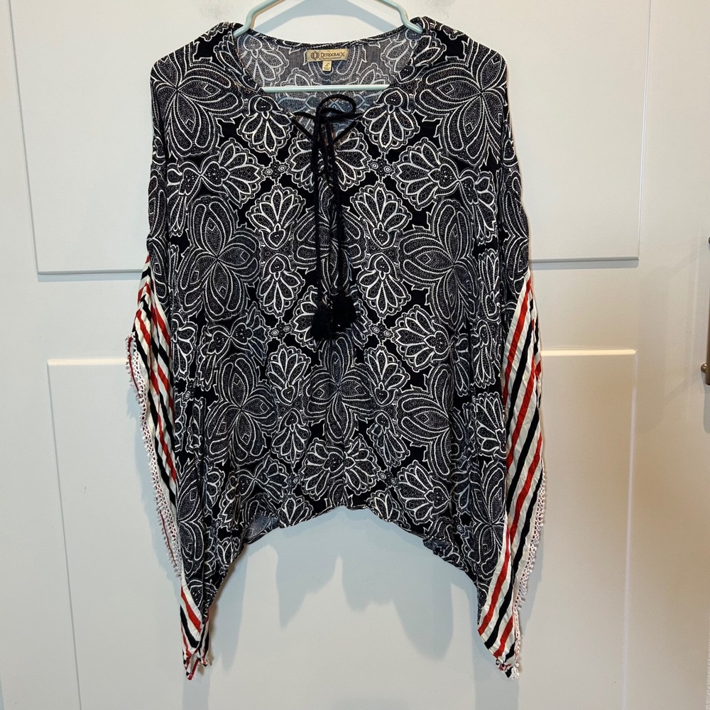 DEMOCRACY‎ Women's Kaftan Top Black White Paisley Print Lace Up Size L